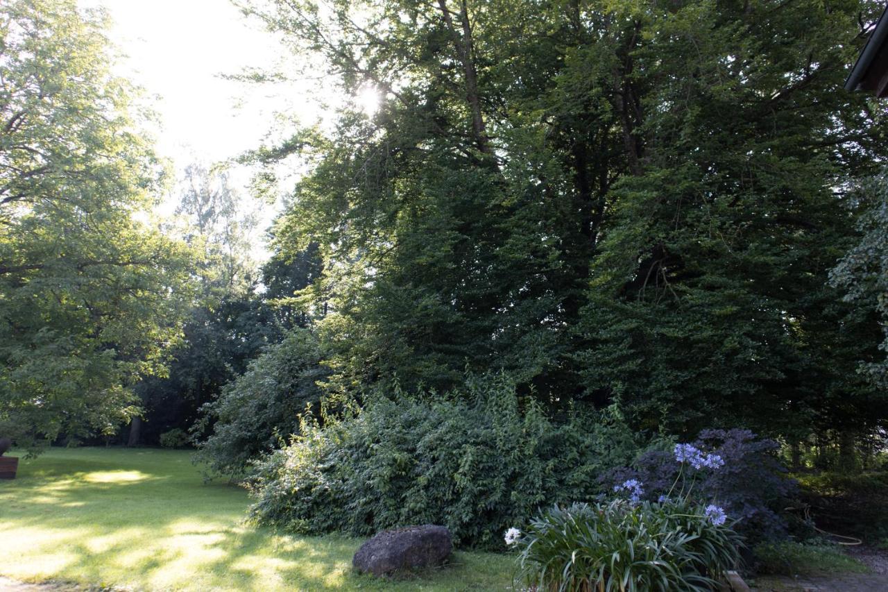 Villaflora Gaestehaus *